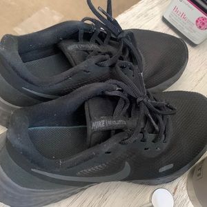 Black running shoes